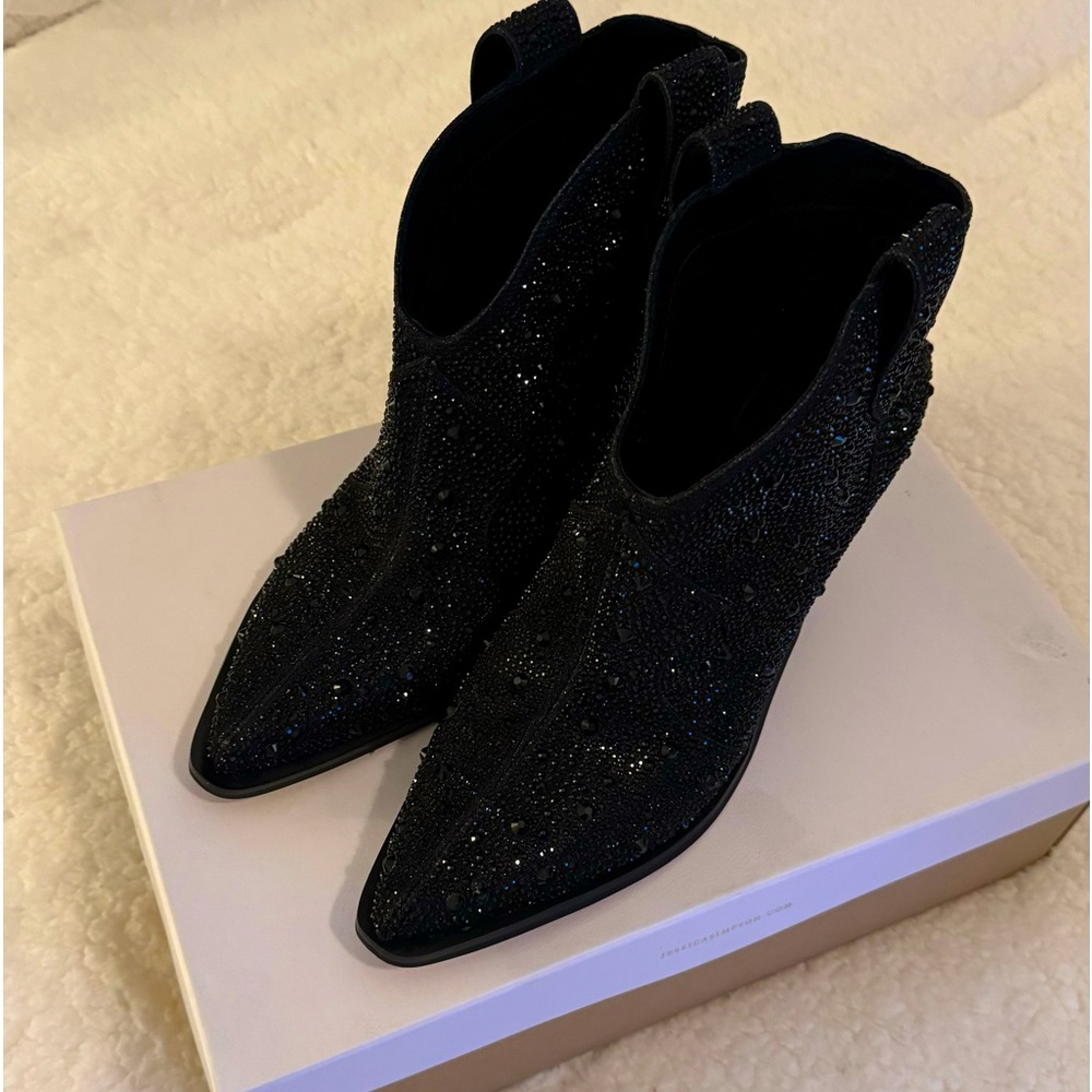 Jessica Simpson Glitter Gabor Cowboy Anklet Boots
Black, Size 9-5